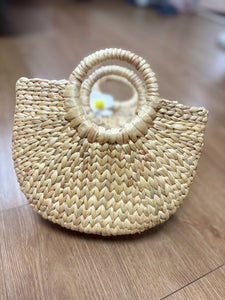 Water Hyacinth Handbag - The Perfect Fashion Accessory for the Beach and Festive Occasions