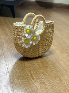 Water Hyacinth Handbag - The Perfect Fashion Accessory for the Beach and Festive Occasions