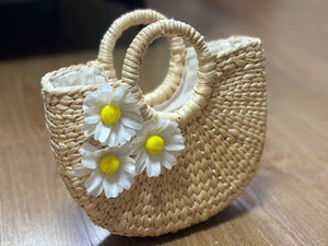 Water Hyacinth Handbag - The Perfect Fashion Accessory for the Beach and Festive Occasions